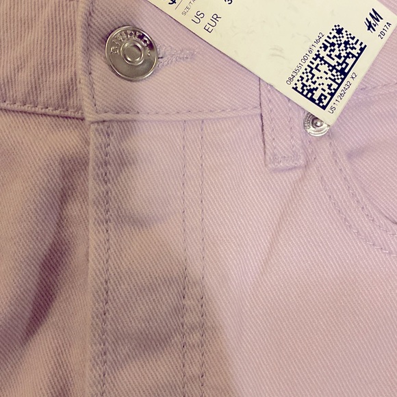 Women’s H&M Divided Light Purple High Waist Denim Shorts - Picture 4 of 5